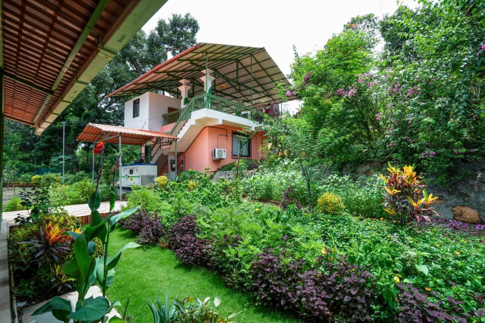 Mahalakshmi Agro Tourism Hotel Poinad Екстериор снимка