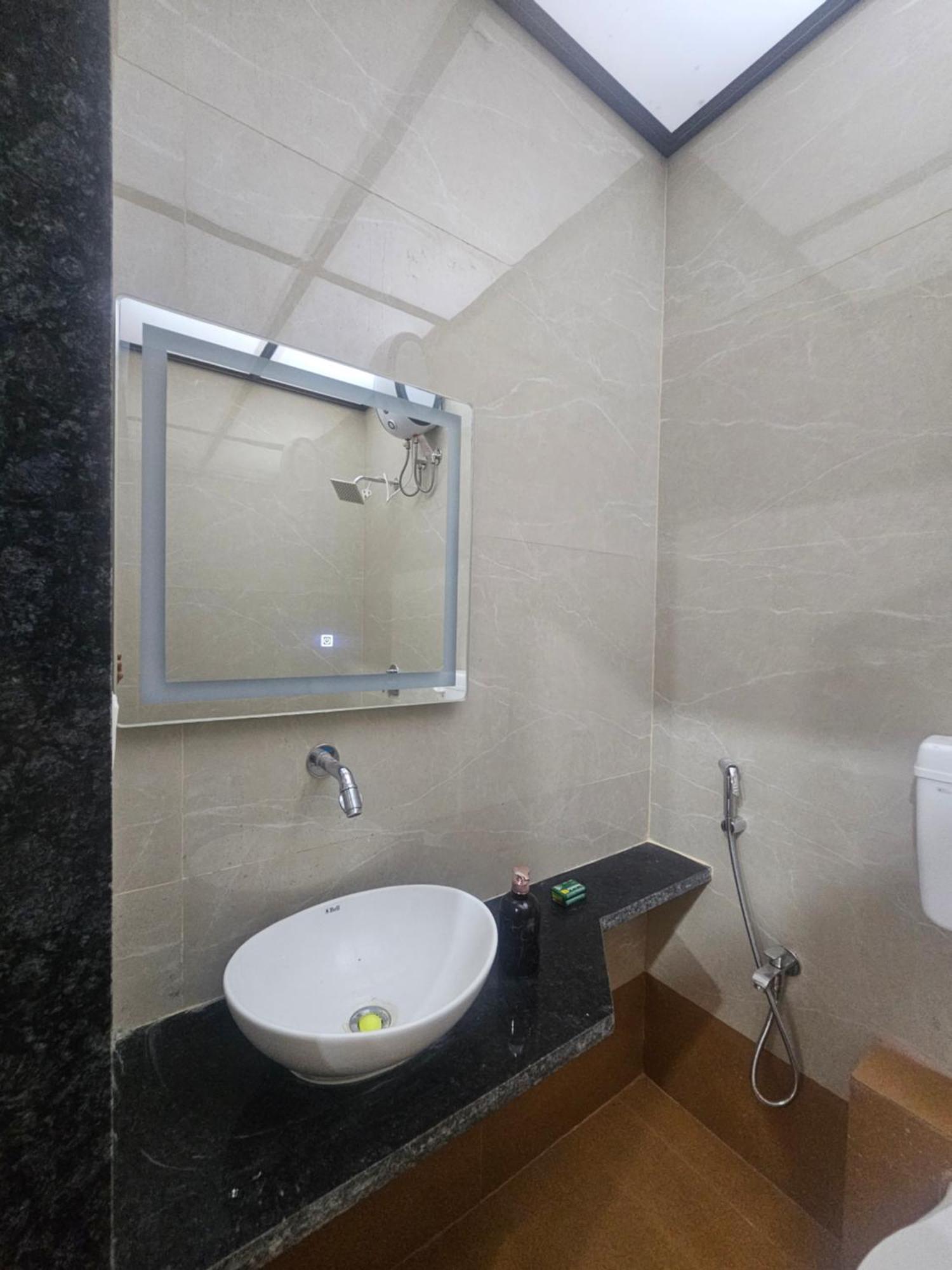 Mahalakshmi Agro Tourism Hotel Poinad Екстериор снимка