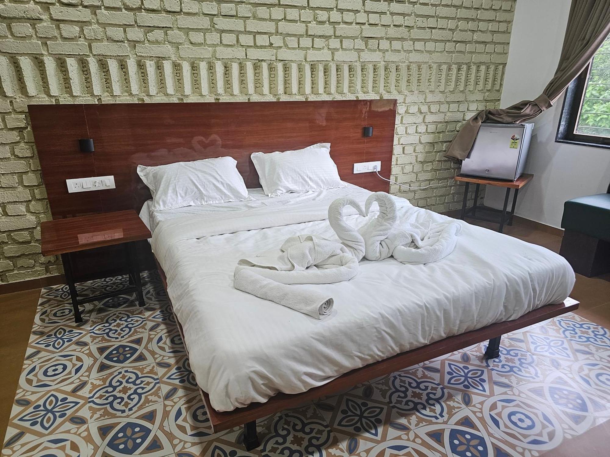 Mahalakshmi Agro Tourism Hotel Poinad Екстериор снимка